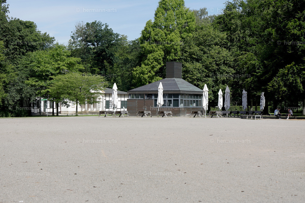 Bagno_09_07_24_DPP-8 | Photo Foto Kunst Art schwarzweiss Bilder Rheine Münster Berlin Blumen 