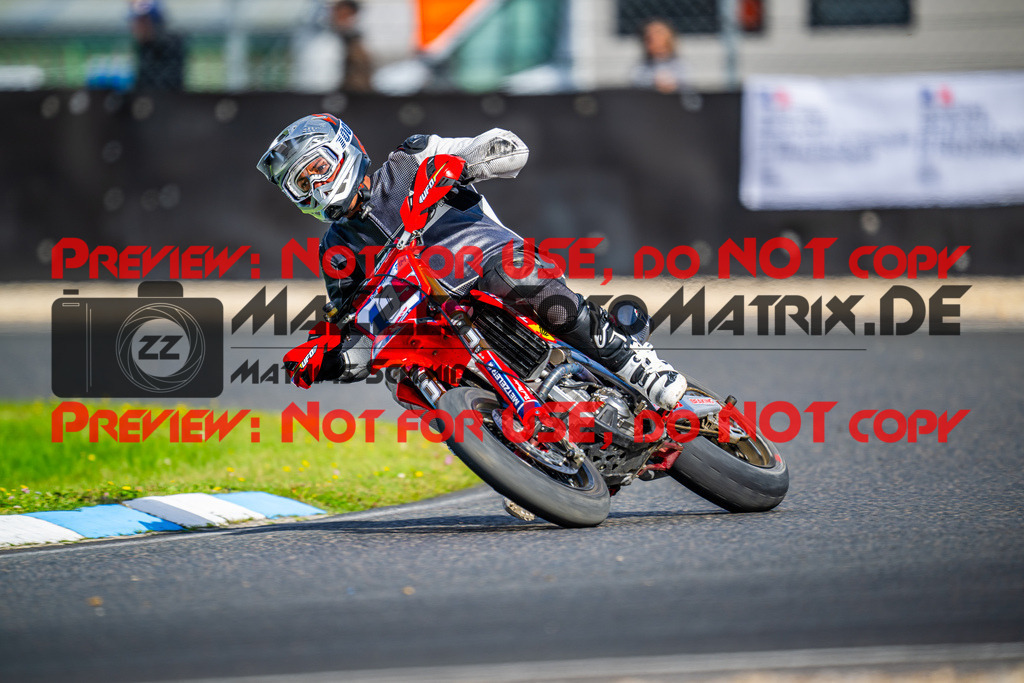 MaZZes_Fotomatrix_20240928_6007705_4706 | OPEN