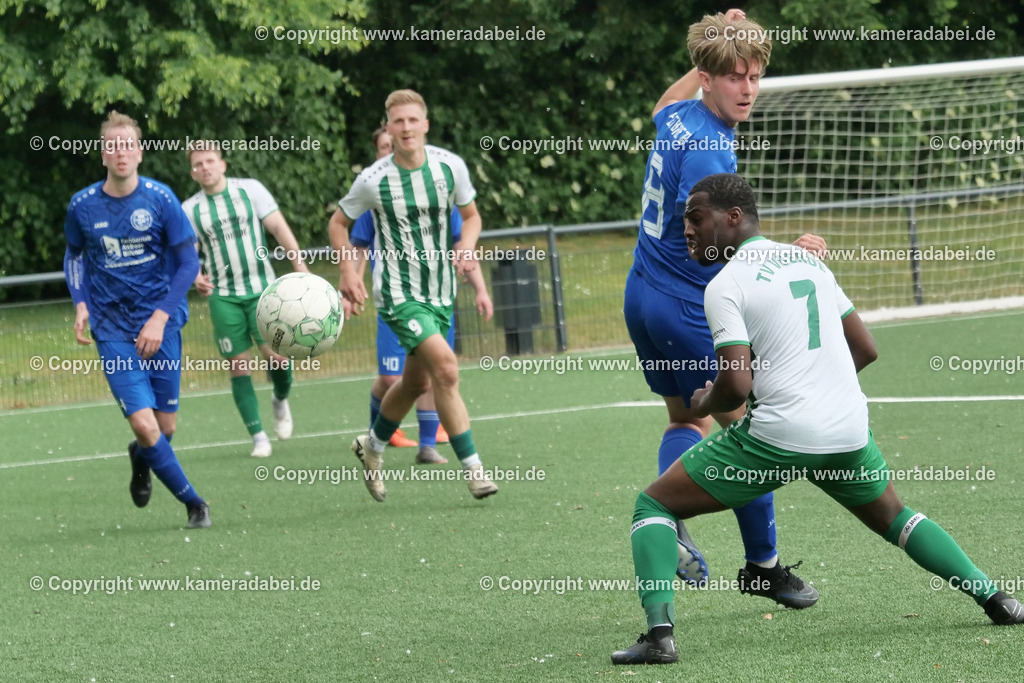 Fußball : Bezirksliga : TV Voerde - FC Sterkrade 72 | Fußball : Bezirksliga : TV Voerde - FC Sterkrade 72 am 25.05.2025 in Voerde - Realisiert mit Pictrs.com