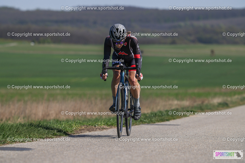 368A3215 | Neusiedlersee Radmarathon 2026@sportshot_your_pictrs #yourpictures#roadtowm2029 #nrm #neusiedlerseeradmarathon #neusiedlersee #neusiedlerseetourismus #burgenland #mörbisch #nrm26 #burgenlandtourismus #voglundco #poweredbyburgenlandtourismus #radsport #rad #marathon #ucigranfondo #visitburgenland #ucigranfondoworldseries