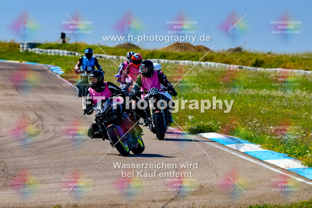 051-3827 | Hier findet Ihr Bilder von Touristenfahrten auf der Nürburgring Nordschleife oder von anderen Veranstaltungen die ich besucht habe. Viel Spass beim Durch Schauen 