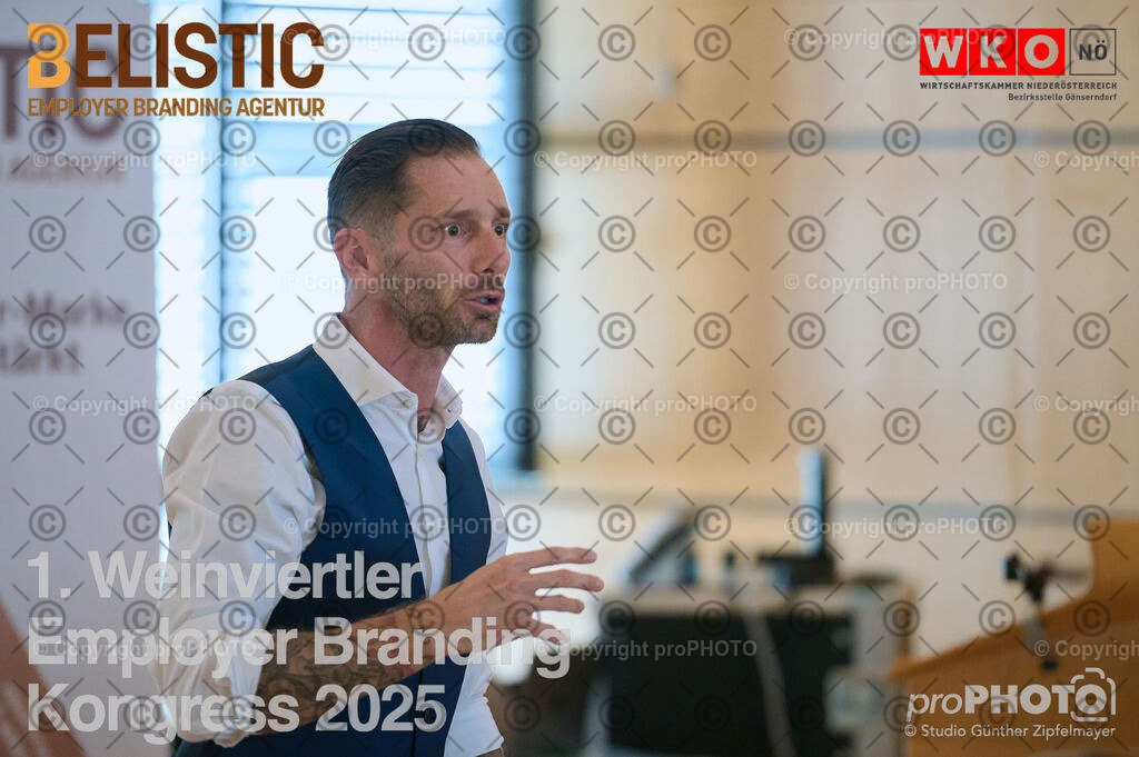 080_202509_EmployerBranding_NZ6_9841 | proPHOTO - Realisiert mit Pictrs.com