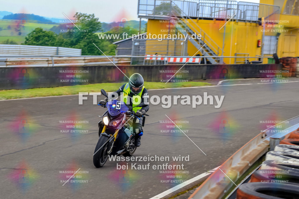 OBK-5657 | Hier findet Ihr Bilder von Touristenfahrten auf der Nürburgring Nordschleife oder von anderen Veranstaltungen die ich besucht habe. Viel Spass beim Durch Schauen 