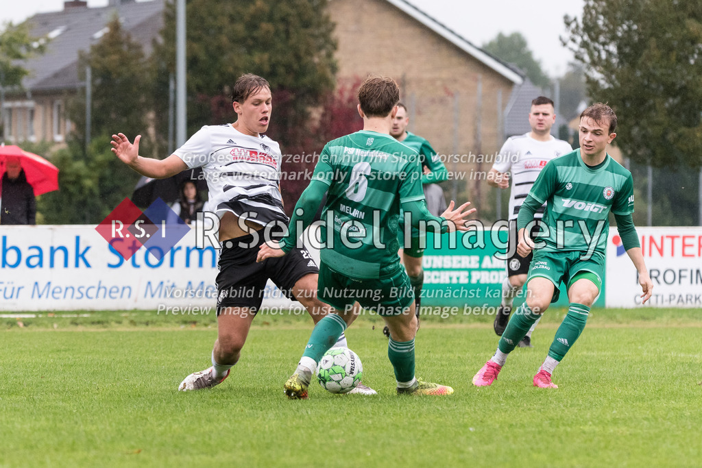 RS-1-014030 | Dominik Möller (#22, Reinfeld), Mats Melahn (#6, Neumünster), Tom Zarpe (#20, Neumünster)