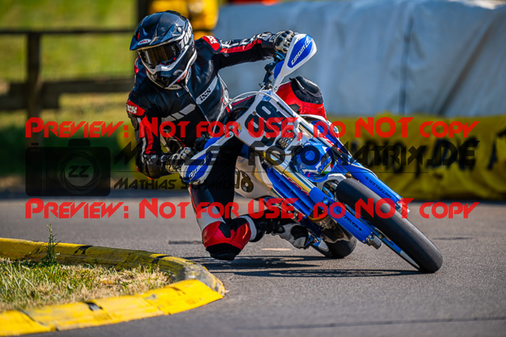 MaZZes_FotoMatrix_230610_9277 | S4