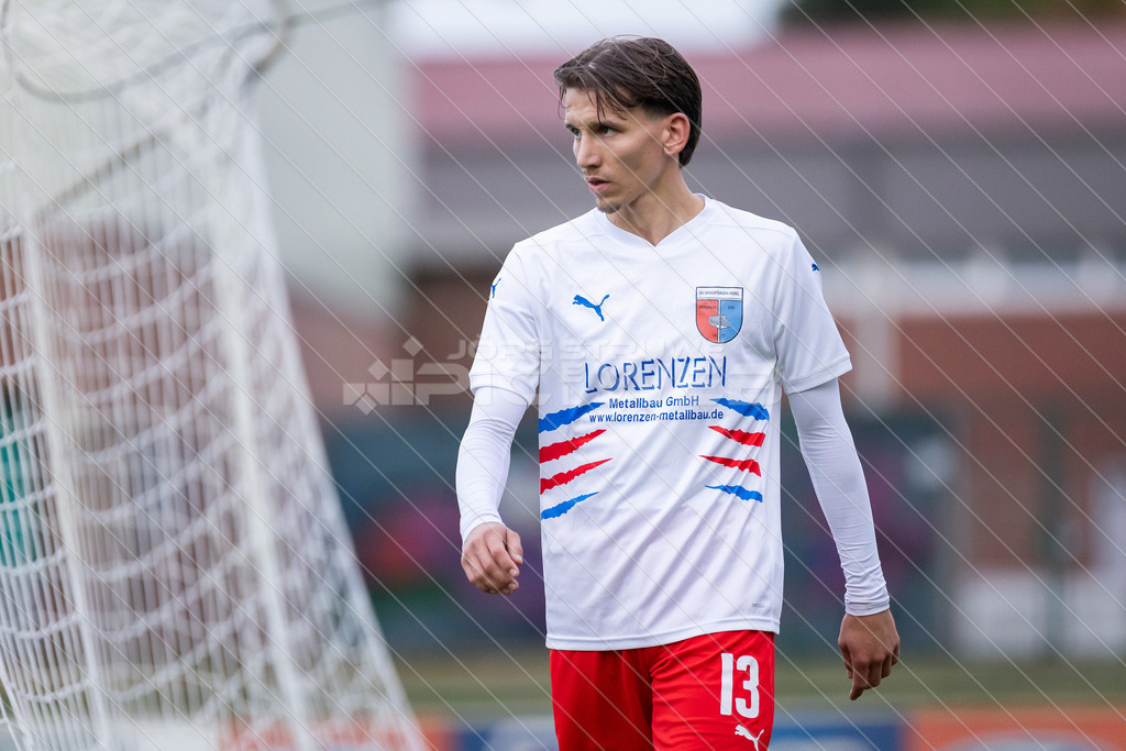 20251004_Picselweb-Fotografie_1R3_4444_web | Bezirkspokal Viertelfinale, SV Ahlerstedt/Ottendorf - SV Drochtersen/Assel II, Ergebnis 0:3. Foto: Jörg Struwe - picselweb.de - Realisiert mit Pictrs.com