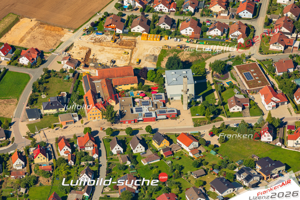 Luftaufnahme von Sengenthal Vs Google Maps- Die Luftaufnahme wurde 2025 vom UL-Flugzeug heraus erstellt ( keine Drohne ) - Hochauflösende Luftaufnahme - für professionelle Ausdrucke geeignet. Die Geschenkidee !Mit Lizenz und Bildrechte bestellbar