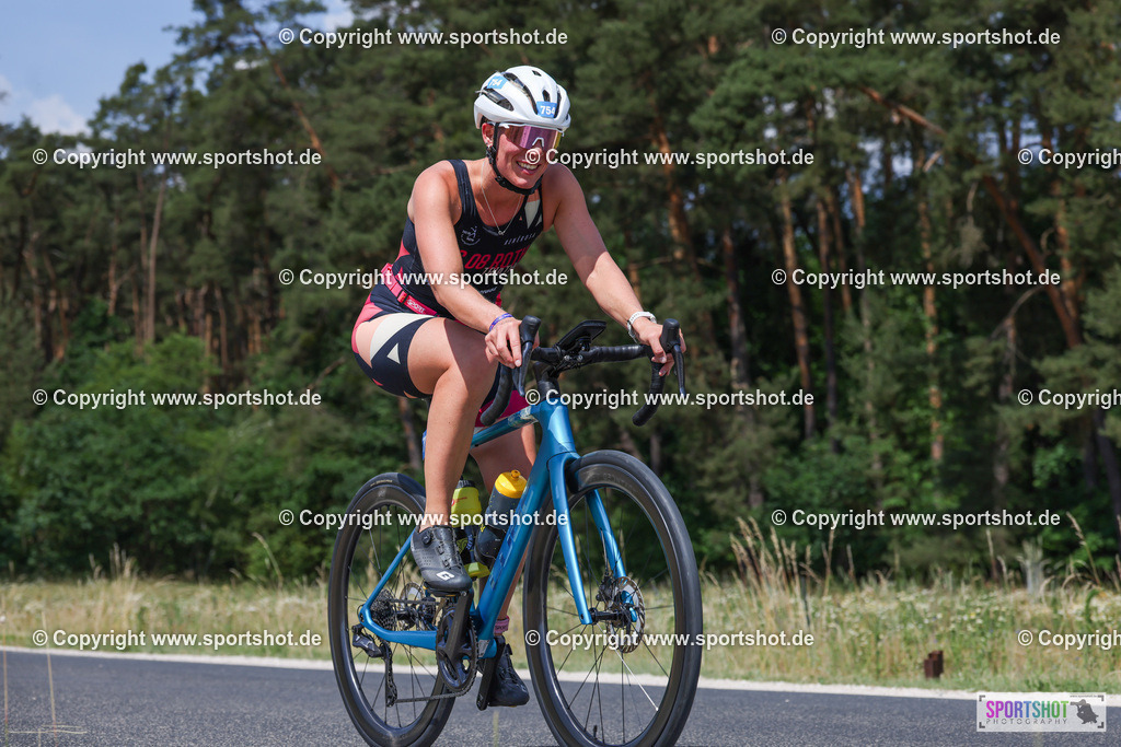 007A0759 | Rund um das Thema Sport-Event-Fotografie & individuelle Teilnehmerfotos. Jeder Teilnehmer wird fotografiert.