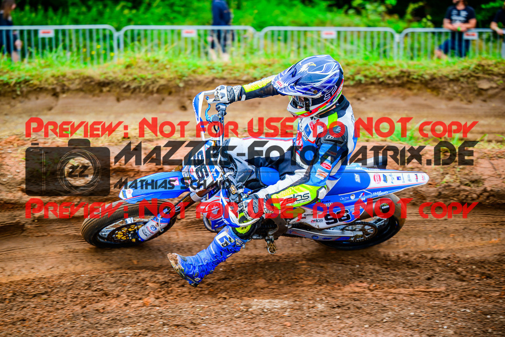 MaZZes_FotoMatrix_240818_6021986_7069 | S1