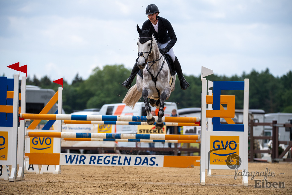 Tennis Wiefelstede Frauen | Geländeprüfung CCI3*-S am 09.06.2024 in Westerstede (Reitsportanlage Schloßweg), Photo: Philip Eiben 2024 - Realisiert mit Pictrs.com