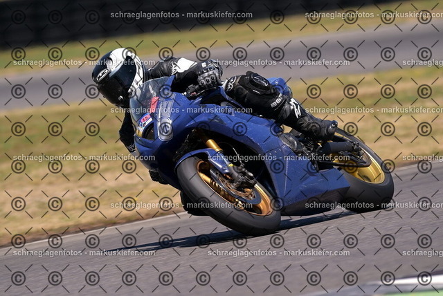 26bt04-1740 | markuskiefer.com - Realisiert mit Pictrs.com