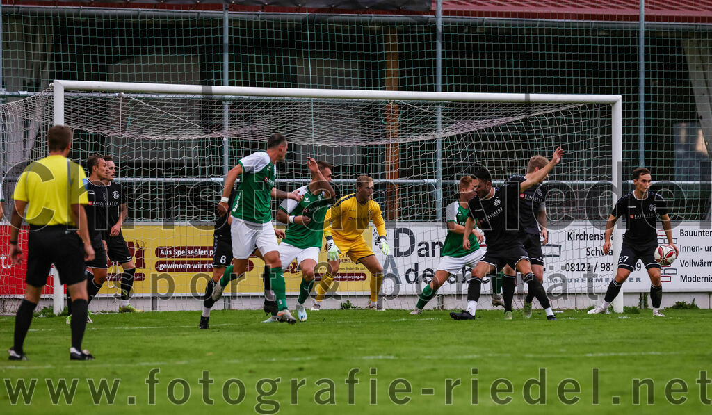 2023-08-09_088_FC_Schwaig_gegen_TuS_Geretsried | Deutschland, 09.08.2023:
Fußball, Landesliga Südost 2023 / 2024, 5. Spieltag, FC Schwaig gegen TuS Geretsried, Endergebnis: 4:1

Foto: Christian Riedel / fotografie-riedel.net
