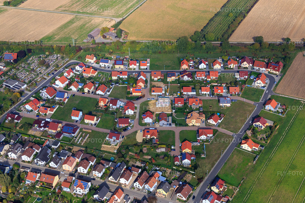 Luftbild: Neubaugebiet Im Unterfeld im Ortsteil Schaidt in Wörth im Bundesland Rheinland-Pfalz in Deutschland. Foto: IMG_084532.jpg vom 03.10.2015 durch Werner Riehm/FLY-FOTO.de