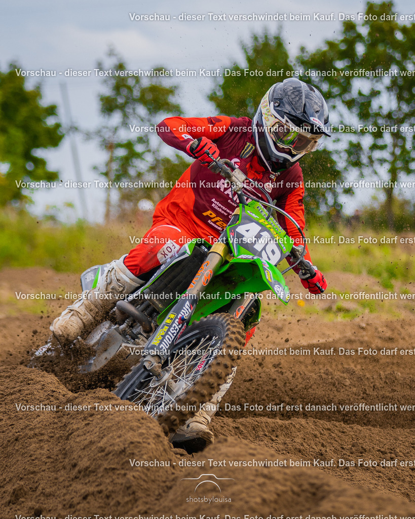 09_21_LM_Schenkenhorst-3178 | Sportfotografin aus Berlin-Brandenburg mit Fokus auf Motocross. Ich halte deine sportliche Leistung und echte Emotionen auf und neben der Strecke professionell fest. Entdecke die Fotos von deinem Rennen und bestelle sie direkt hier im Shop.