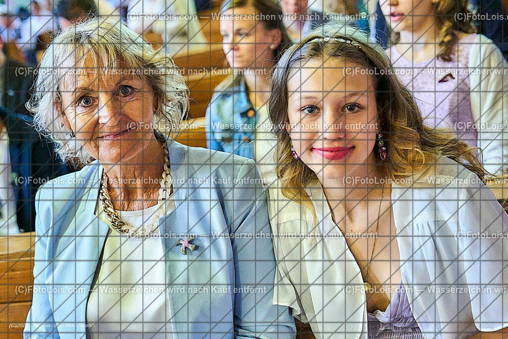 ALP2155_Pfarrfirmung Wieselburg | (C)FotoLois.com, Alois Spandl, Pfarrfirmung in Wieselburg mit Firmspender Eduard Gruber (ehemaliger Generalvikar der Diözese St. Pölten), Sa 3. Juni 2023.