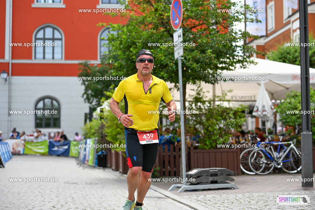 SZI_8548 | Stadttriathlon Erding 2025. #yourpictrs #sportshot_your_pictrs @Sportshotphotography #stadttriathlonerding Copyright: www.sportshot.de