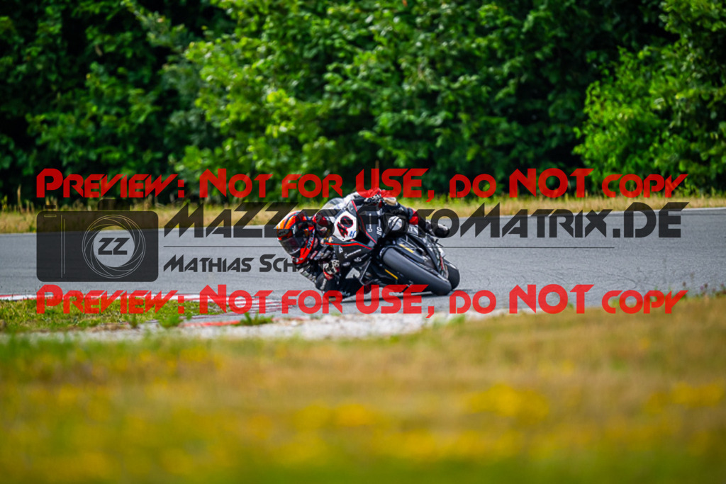 MaZZes_Fotomatrix_20230723_6007705_8504 | PRO SUPERSTOCK