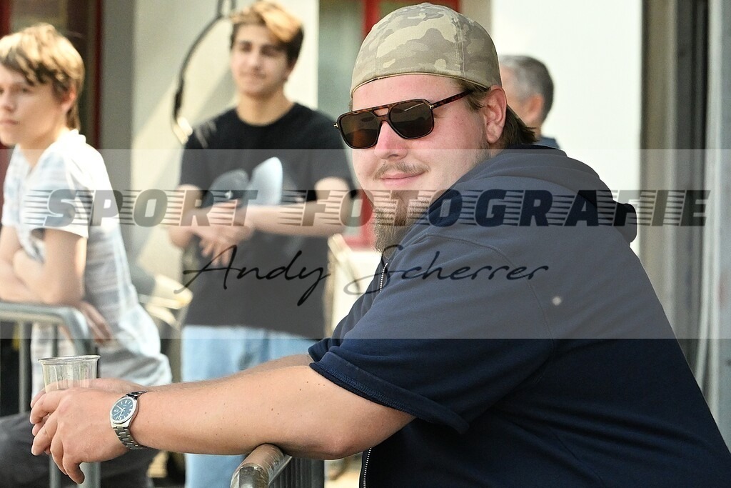 aDSC_0025 | Kaufen Sie Sportbilder im Onlineshop von Andy Scherrer Sportfotografie. Faszinierende Bilder von Sportevents aus der ganzen Schweiz. Fussball, Frauenfussball, Unihockey, Handball, Schwingen und weiteren Sportarten. - Realisiert mit Pictrs.com