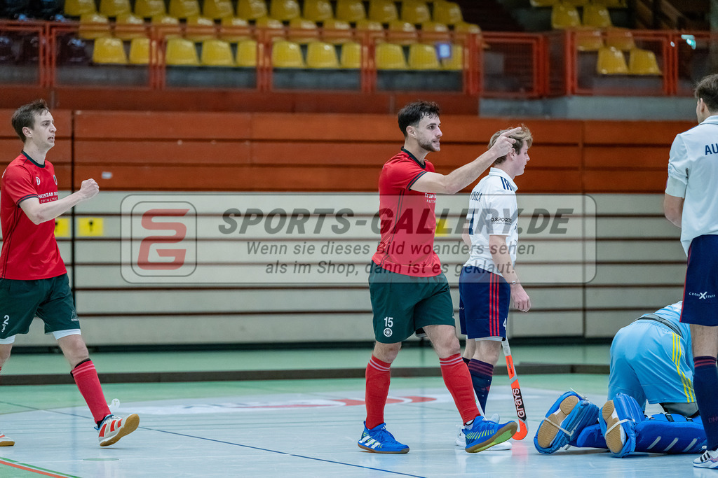 HK_20231217_107562 | 1. Bundesliga Herren Crefelder HC - Düsseldorfer HC  am 17.12.2023 Sporthalle Glockenspitz, Krefeld , Bachmann Lucas Maximilian ( Crefelder HTC #15 )