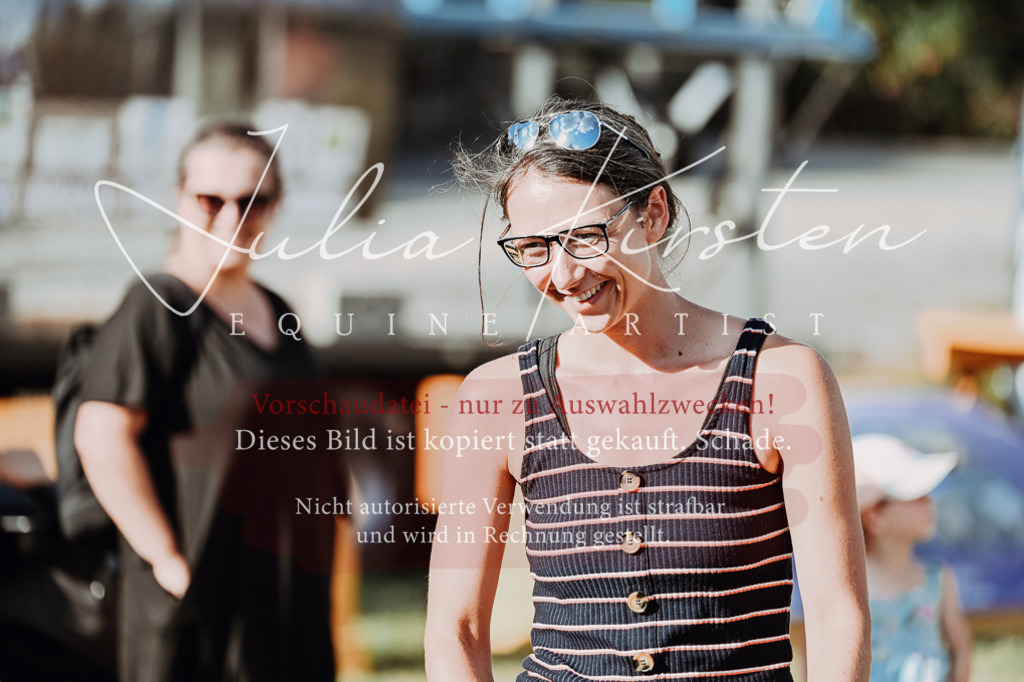 DSC_8921 | Pferde- und Turnierfotografie in Westsachsen. Pferdeportraits, Auftragszeichnungen und intuitive Kunst.
