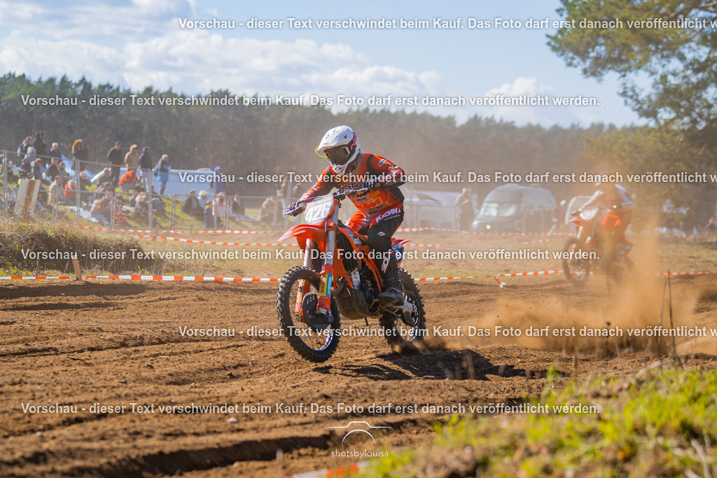 20260406_MSCHänchen-9917 | Sportfotografin aus Berlin-Brandenburg mit Fokus auf Motocross. Ich halte deine sportliche Leistung und echte Emotionen auf und neben der Strecke professionell fest. Entdecke die Fotos von deinem Rennen und bestelle sie direkt hier im Shop.