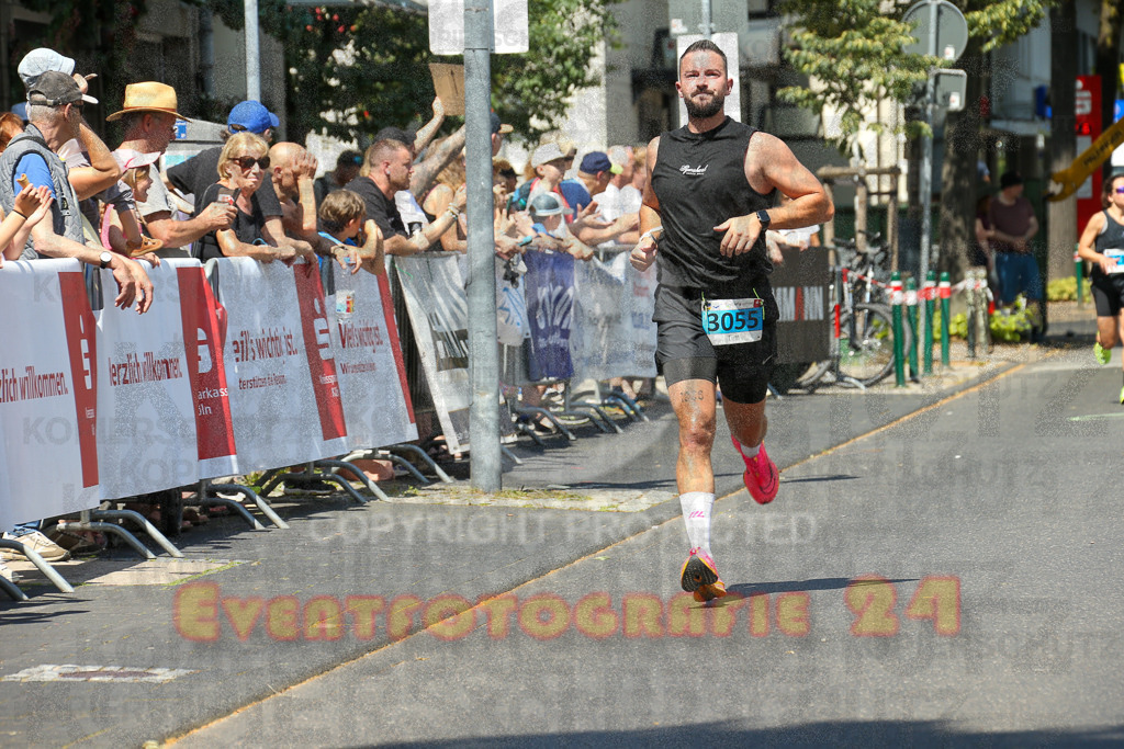 250621_1146_EX1_3991 | Sportfotografie im Rhein-Sieg Kreis, Köln, Bonn, NRW, Rheinland Pfalz, Hessen, etc. Unser Tätigkeitsfeld umfasst den Laufsport vom Volkslauf über den Marathon, Duathlon, Triathon bis zum Ultralauf wie Kölnpfad Ultra oder Schindertrail.