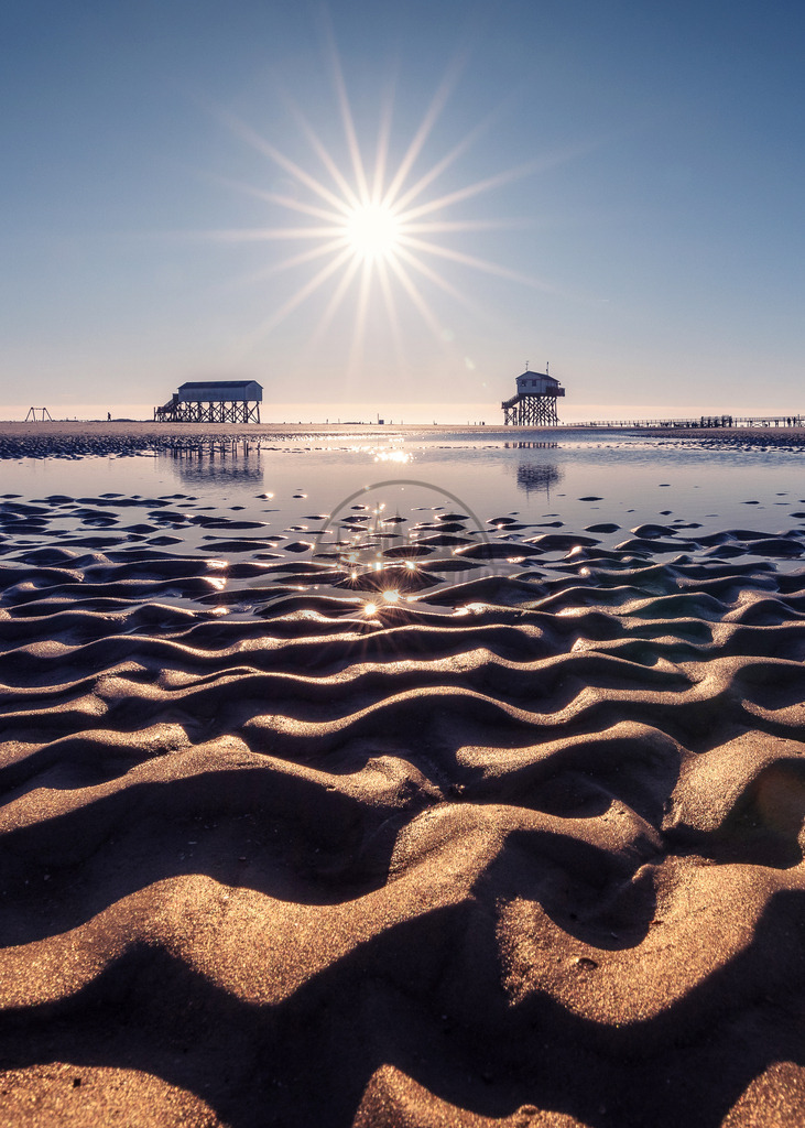 SPO Sandwellen | Exklusive Hamburg collagen, tolle Segelbilder und viele weitere tolle Motive auf Leinwand, Poster, Alu-Dibond, u.v.m. findet Ihr bei uns auf hamburgbild.de. Findet Euer Wandbild für Euer Zuhause, Büro oder die  Praxis…. - Realisiert mit Pictrs.com
