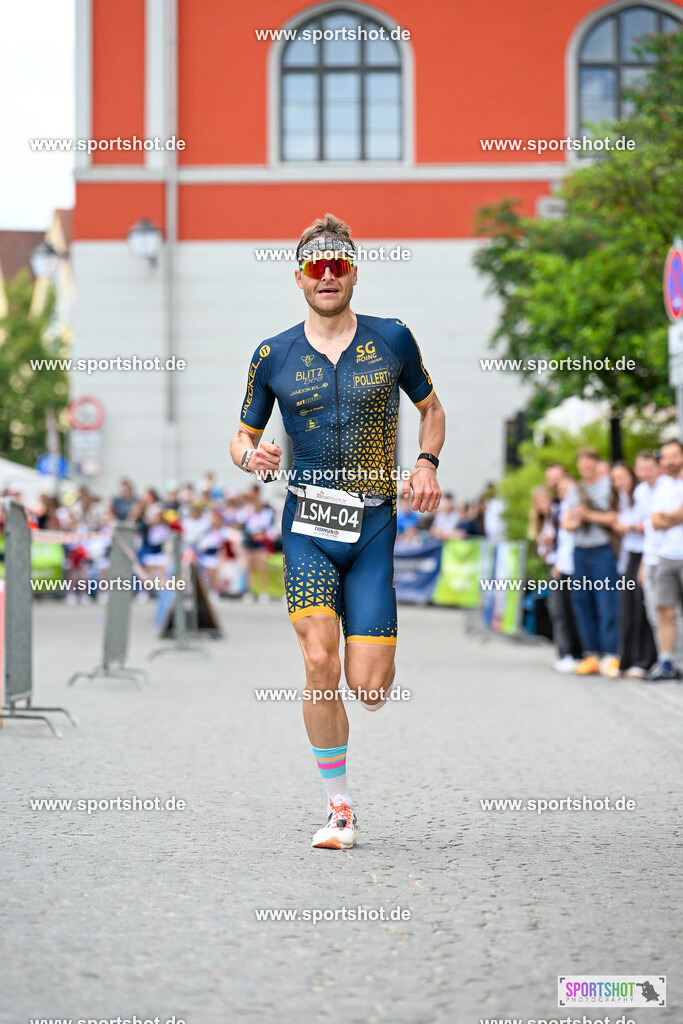 SZI_5532 | Stadttriathlon Erding 2025. #yourpictrs #sportshot_your_pictrs @Sportshotphotography #stadttriathlonerding Copyright: www.sportshot.de