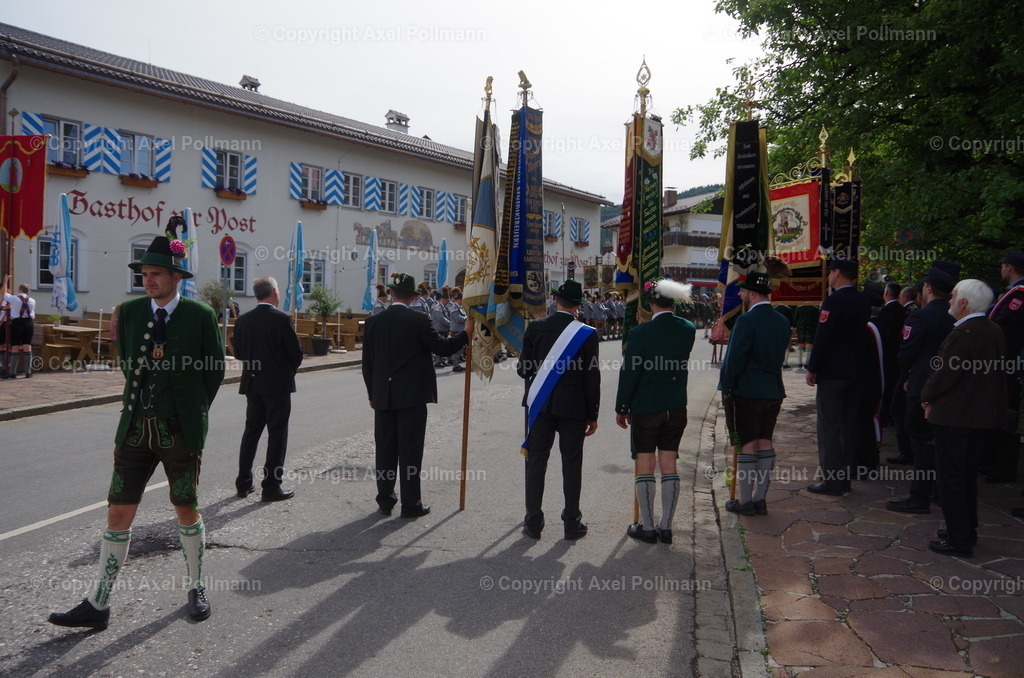 IMGP5326 | fotografiert von Axel PollmannLeonhardi Wallfahrt Benediktbeuern und Murnau, Fronleichnam, Fasching, Landschaft im Loisachtal und Benediktbeuern  - Realisiert mit Pictrs.com