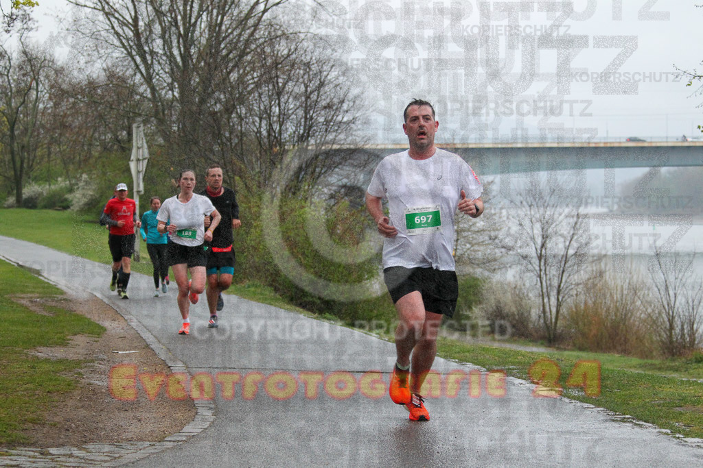 220331_1918_EV4_9389 | Sportfotografie im Rhein-Sieg Kreis, Köln, Bonn, NRW, Rheinland Pfalz, Hessen, etc. Unser Tätigkeitsfeld umfasst den Laufsport vom Volkslauf über den Marathon, Duathlon, Triathon bis zum Ultralauf wie Kölnpfad Ultra oder Schindertrail.