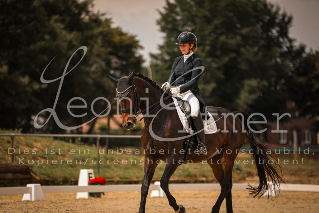 19.FrDrS00270 | Leoni Ertmer Photography - Realisiert mit Pictrs.com