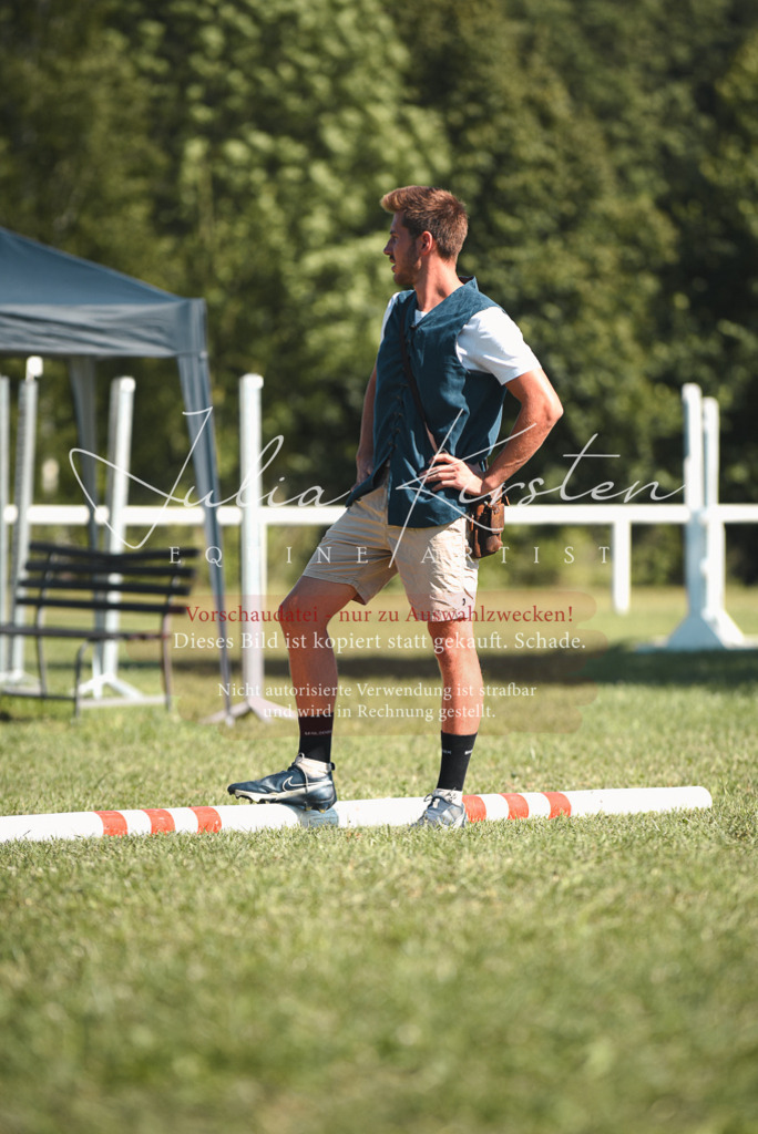 DSC_7548 | Pferde- und Turnierfotografie in Westsachsen. Pferdeportraits, Auftragszeichnungen und intuitive Kunst.