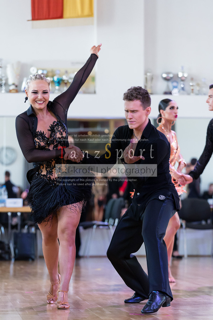 20240616_D-Cup-HGR-Latein_3547 | Tanzsportbilder, Standardtanz, Lateintanz, WDSF, DTV, LTVB, dancecomp, goc, hessen tanzt, blaues band der spree, walzer, tango, wiener walzer, slowfox, quickstepp, samba, rumba, cha-cha-cha, paso doble. jive, hd-kroft photography, turniertanzsport