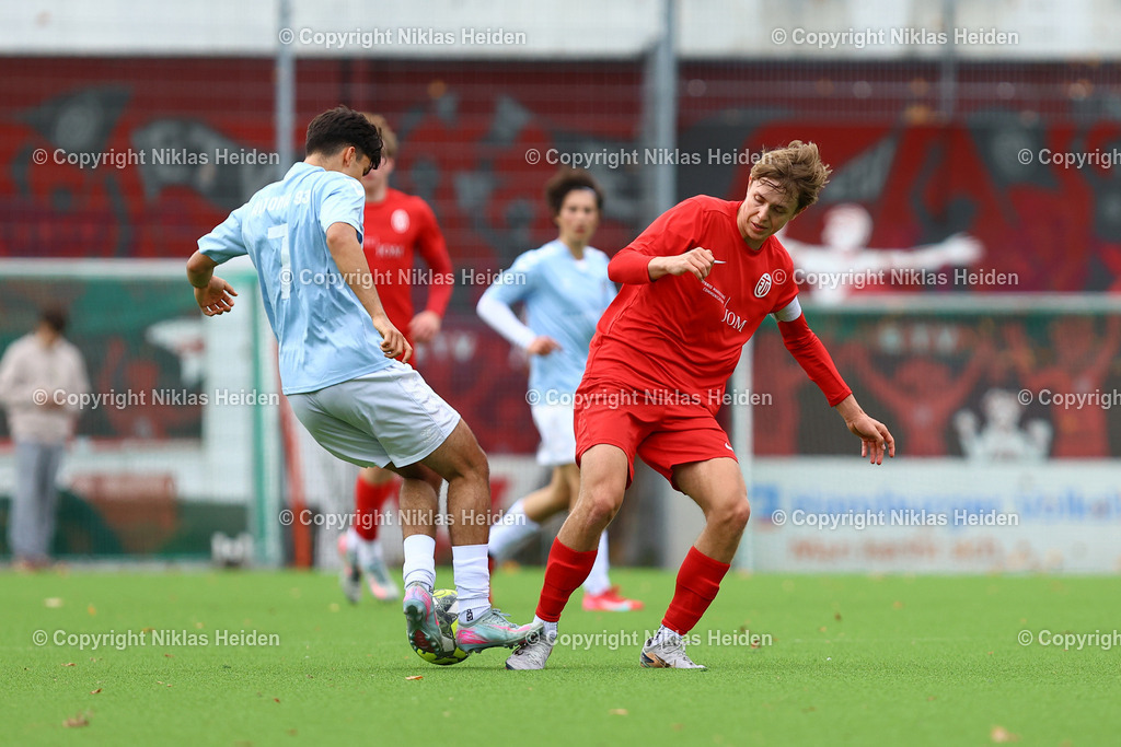 NH_EimsbüttelerTVU19_Altona93U19_RegionalligaNord_11102025 | #6 Paul Henri Weiß (Eimsbütteler TV U19), #7 Veli Aydin (Altona 93 U19)Fußball I Junioren I A-Junioren Regionalliga Nord I Saison 2025-2026  I 7. Spieltag I Eimsbütteler TV U19 - Altona 93 I 11.10.2025 I Sportzentrum Hoheluft