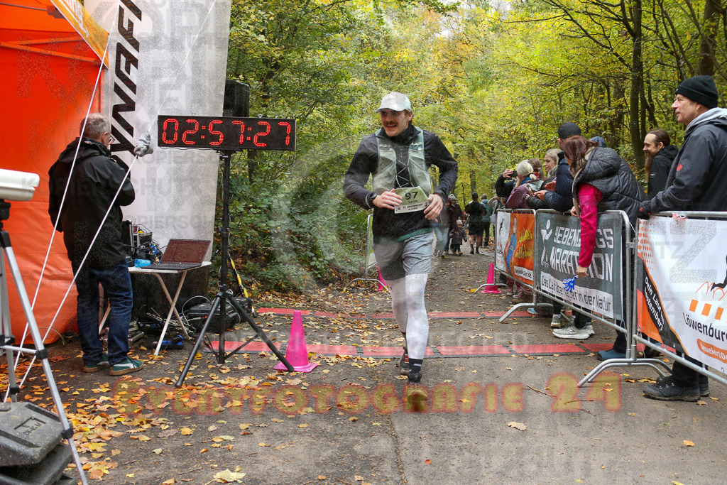 251026_1259_EX1_2102 | Sportfotografie im Rhein-Sieg Kreis, Köln, Bonn, NRW, Rheinland Pfalz, Hessen, etc. Unser Tätigkeitsfeld umfasst den Laufsport vom Volkslauf über den Marathon, Duathlon, Triathon bis zum Ultralauf wie Kölnpfad Ultra oder Schindertrail.