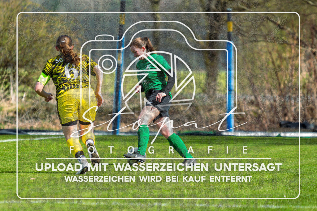 SGFTUS-1007 | Nadine Fellenberg (TuS Eversen-Sulze #20) beim Damen Kreisliga HK/CE Spiel zwischen SG Fulde und TuS Eversen-Sulze im Fulder Zentralstadion, Fulde (Simon Paul Stopat) - Realisiert mit Pictrs.com