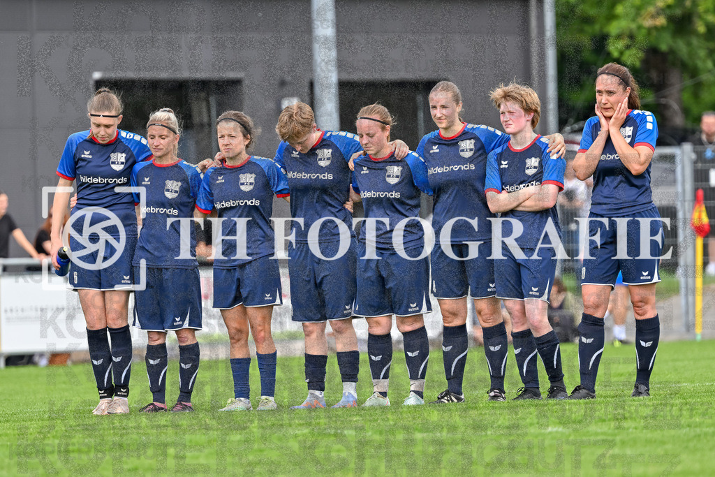 GER, FC Hauingen - SV Waldhaus, Frauen-Fussball, Rothaus Bezirkpokal, Finale, Saison 2024/2025, 29.05.2025 | Emotionen beim ElfmeterschiessenGER, FC Hauingen - SV Waldhaus, Frauen-Fussball, Rothaus Bezirkpokal, Finale, Saison 2024/2025, 29.05.2025Foto: TH Fotografie/Thomas Hess
