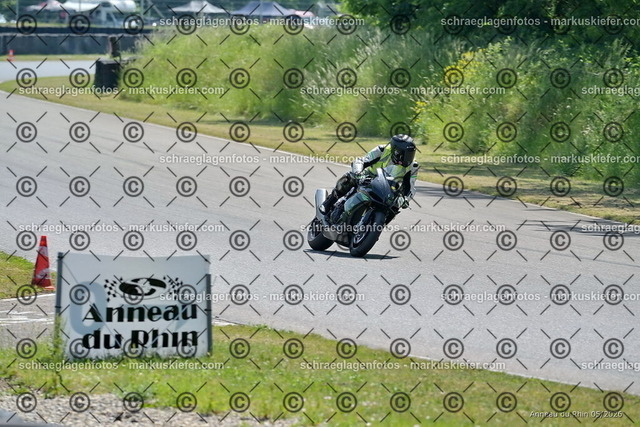 26BT02-1389 | markuskiefer.com - Realisiert mit Pictrs.com