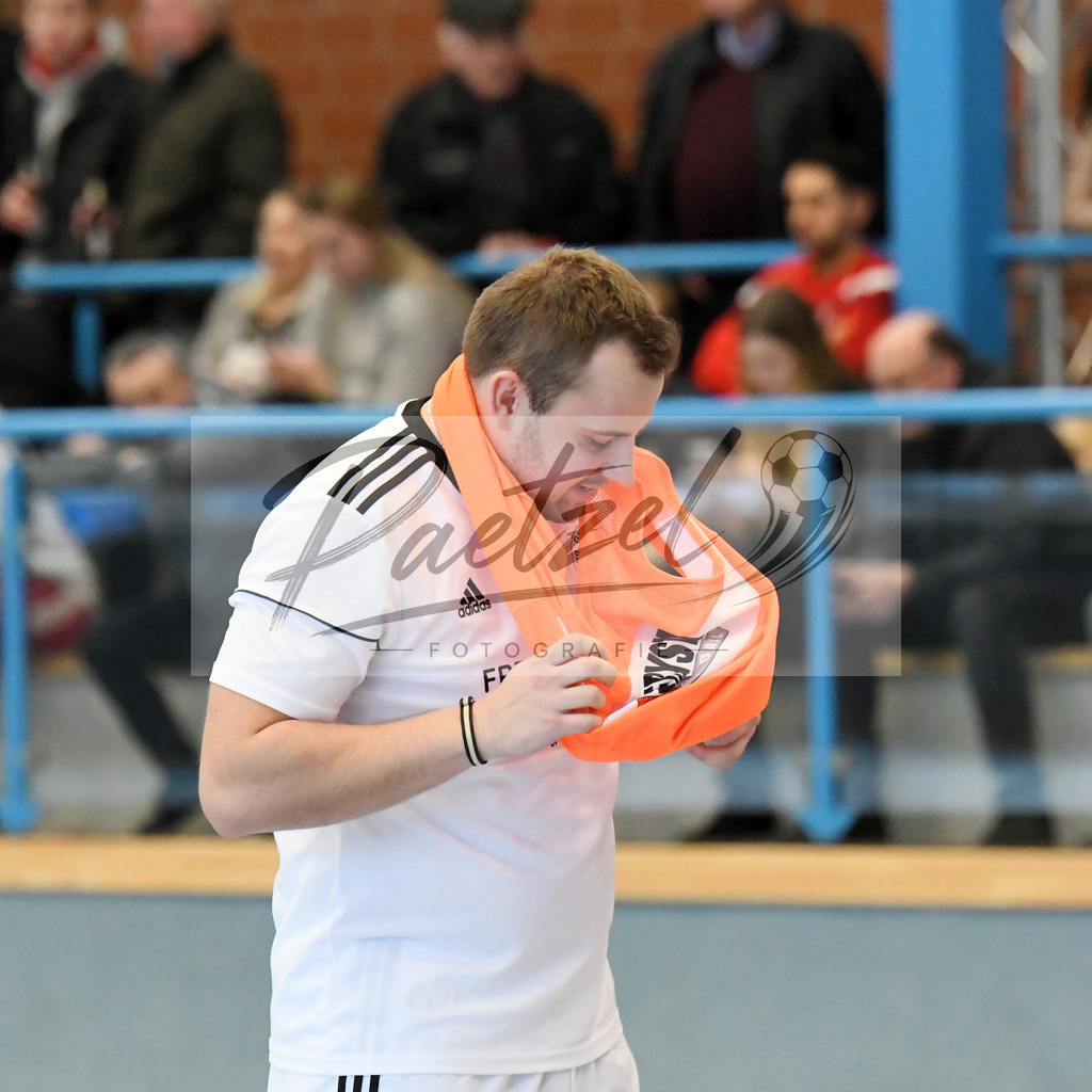 20200119_VGHCUP_0009 | Fußball, Herren:   beim 35. Schledehauser VGH-Cup am 19.01.2020 in der Waldsporthalle Schledehausen in Schledehausen, Deutschland.(Foto von Nico Paetzel) - Realisiert mit Pictrs.com