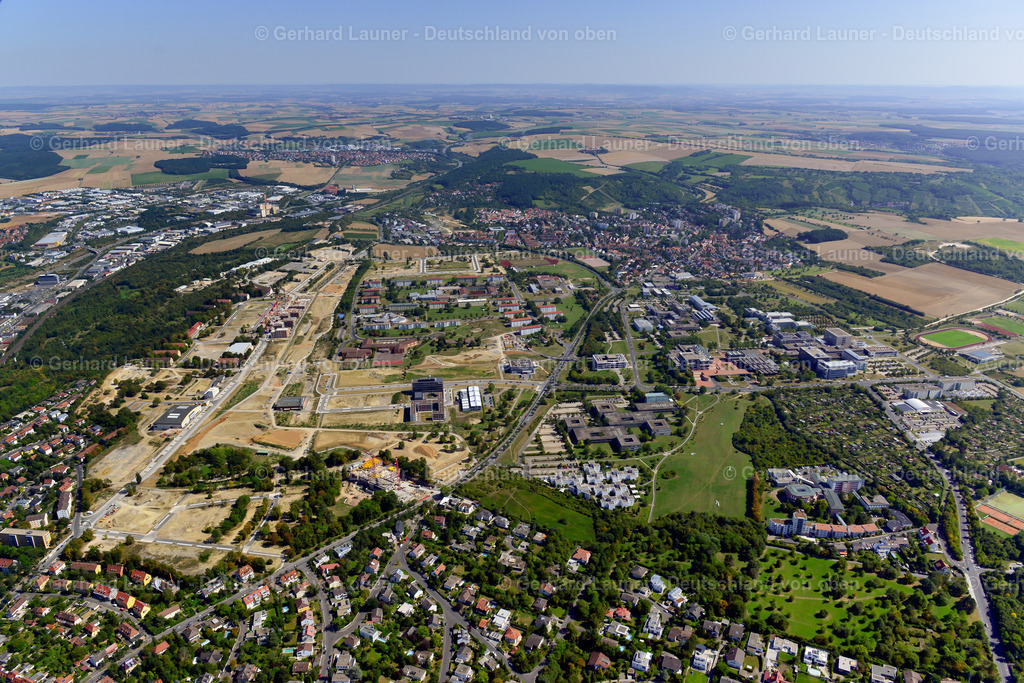 3650199 | WüRZBURG 31.08.2016 Campus- Gebäude der Universität und Universitätsbibliothek Würzburg im Ortsteil Frauenland in Würzburg im Bundesland Bayern, Deutschland. Weiterführende Informationen bei: Julius-Maximilians-Universität Würzburg. // campus buildings of the university and library Wuerzburg in the district Frauenland in Wuerzburg in the state Bavaria, Germany. Further information at: Julius-Maximilians-Universitaet Wuerzburg. Foto: Gerhard Launer