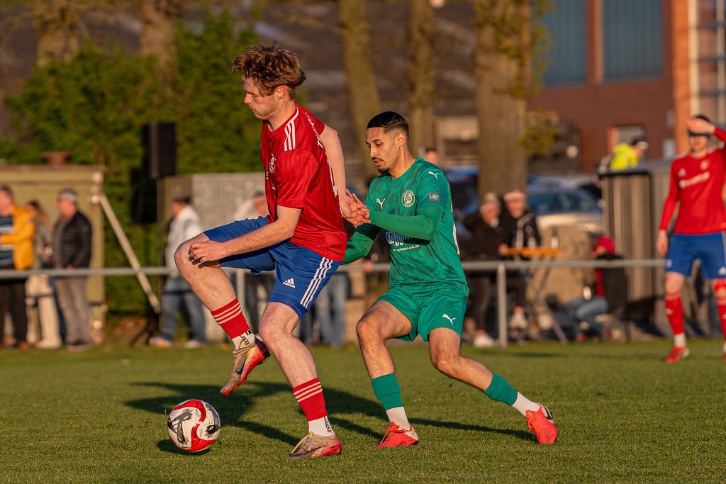 Fußball I Herren I Saison 2025-2026 I Landesliga Weser-Ems I 17. Spieltag I TV Dinklage - VfR Voxtrup I 12601 | jns.sportfotos - Realisiert mit Pictrs.com
