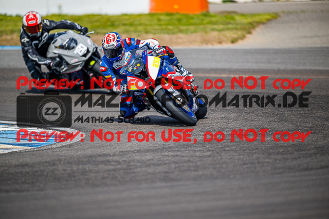 MaZZes_FotoMatrix_230410_7080 | GELB