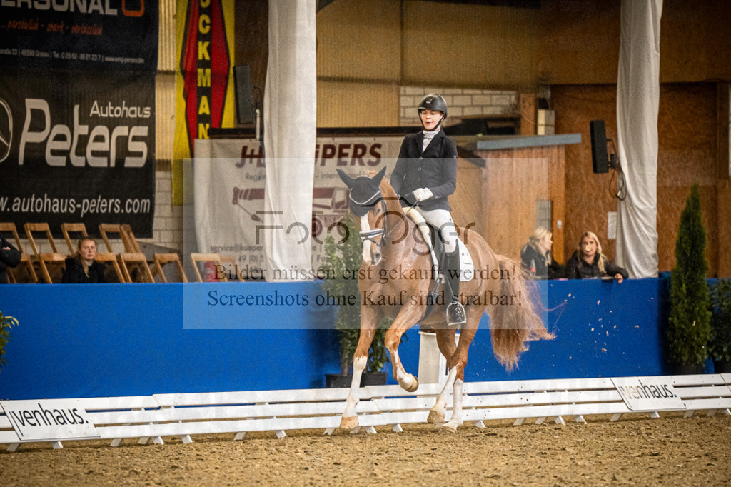 DOS_0581 | Entdecke hochwertige Reitturnierfotos von Foto Oger. Professionell, emotional und authentisch – jetzt Lieblingsmomente im Shop bestellen.Deutschlandweite Turnierfotografie. - Realisiert mit Pictrs.com