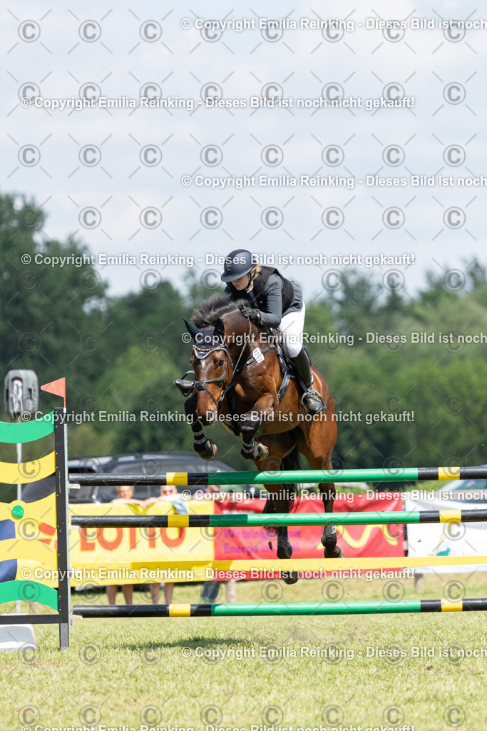 CL5A8420 | Emilia Reinking Fotografie - Realisiert mit Pictrs.com