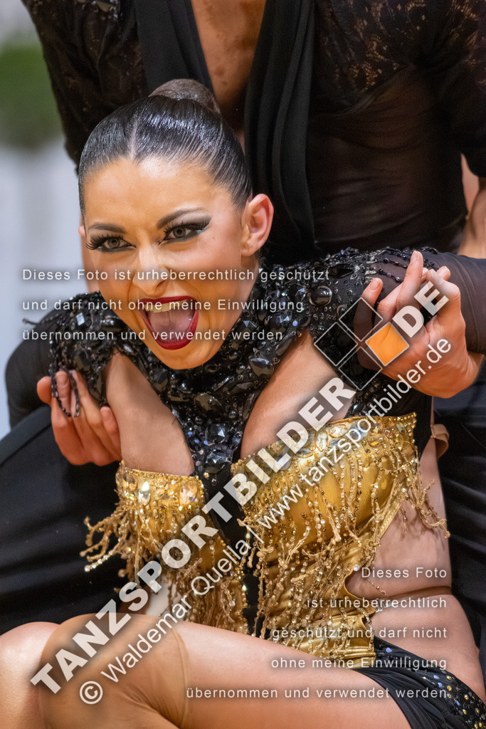 20260328-02851 | Hier finden Sie Tanz Bilder vom Latein und Standard Formationen tanzen. Sportbilder vom Tanzsport. Schöne Fotos und von Weltmeisterschaft, Europameisterschaft, Bundesliga, Regionalliga, Oberliga und Landesliga sowie von GOC Stuttgart, DanceComp, WM Bremen