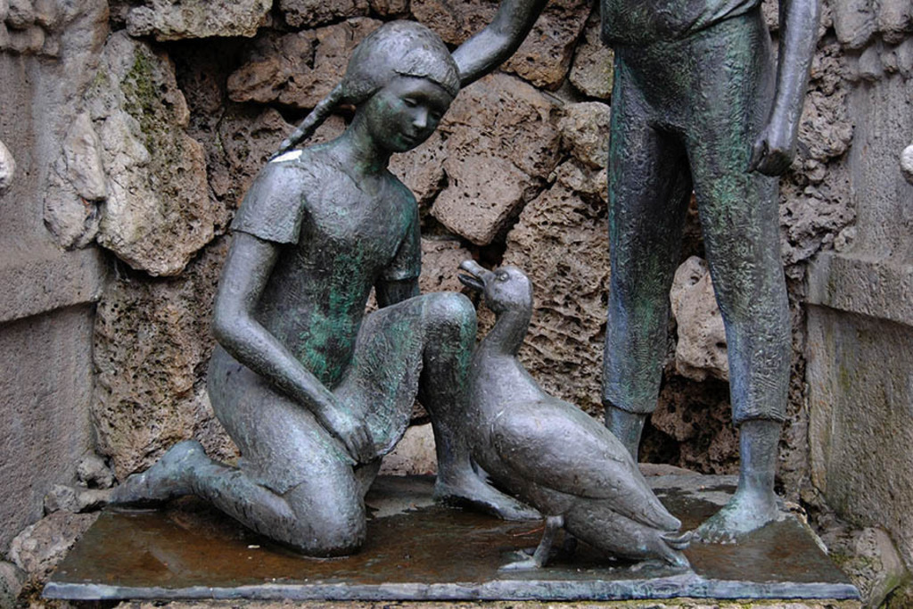 Foto: Leipzig - Märchenbrunnen | Das Team hinter BILDLEXIKON LEIPZIG bündelt historische wie aktuelle Informationen über die Stadt Leipzig in Text und Bild auf einer Plattform und stellt diese der interessierten Öffentlichkeit zur Verfügung.