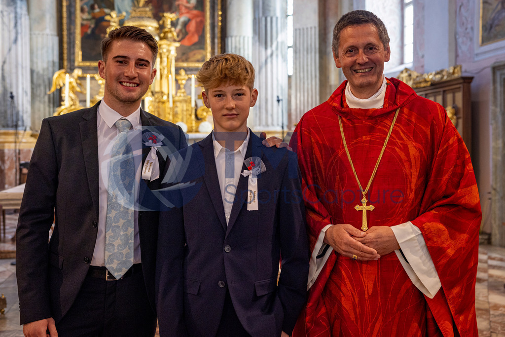 RR5M8341 | Firmung Klagenfurt-Dom 19.05.2024 8 Uhr