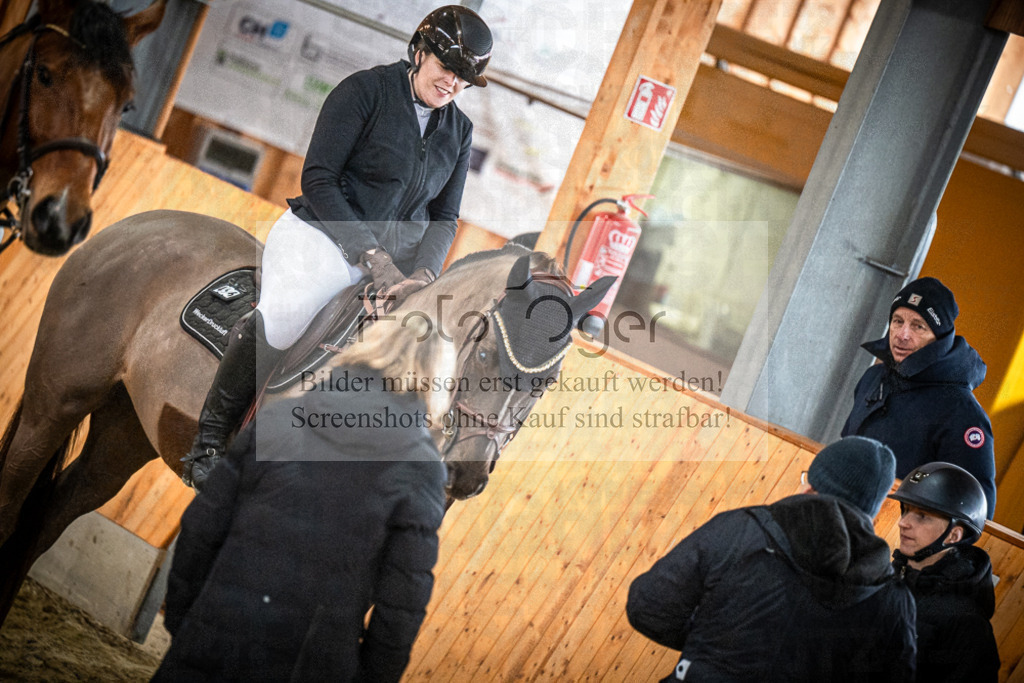 DOS_0039 | Entdecke hochwertige Reitturnierfotos von Foto Oger. Professionell, emotional und authentisch – jetzt Lieblingsmomente im Shop bestellen.Deutschlandweite Turnierfotografie. - Realisiert mit Pictrs.com