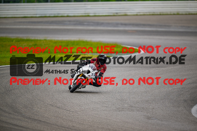 MaZZes_FotoMatrix_240701_6007705_5747 | ROT