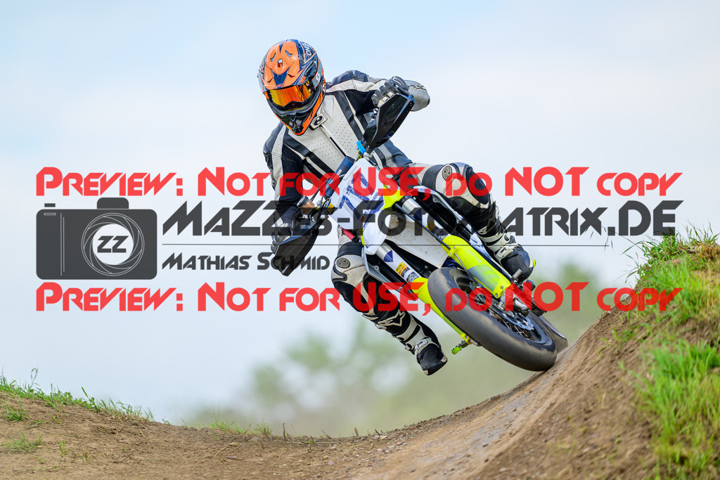 MaZZes_FotoMatrix_240622_6007705_0125 | UE40